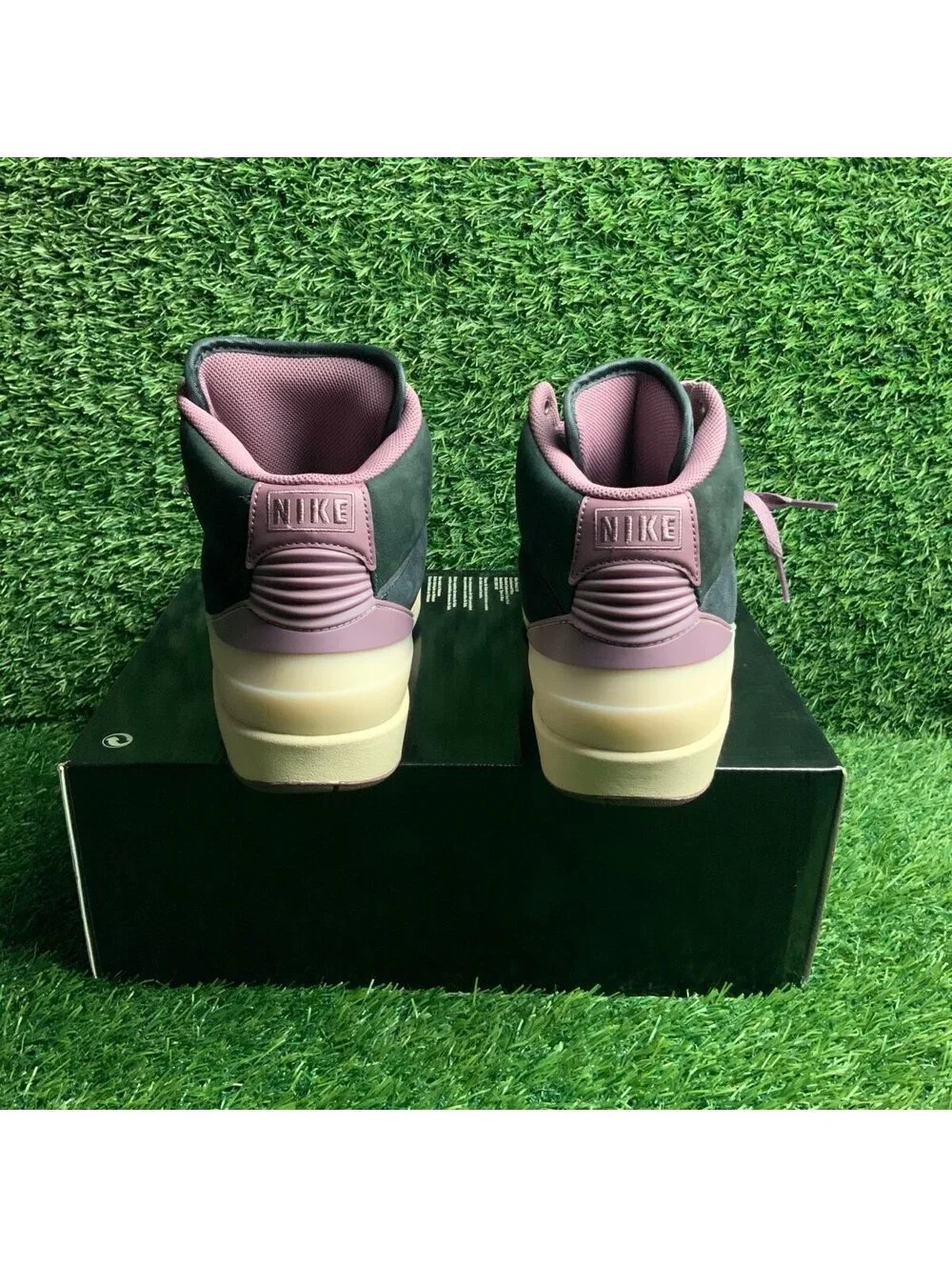 Nike Air Jordan 2 Retro Off Noir-Mauve Womens Sz 11-Mens Sz 9.5